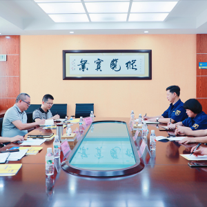 南寧市經(jīng)開區(qū)黨工委書記、管委會主任何尚漢到我司調(diào)研走訪 ... ...